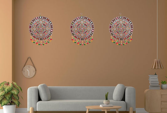 ROUND FLORAL DESIGN WALL