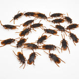 2407TA 5-50Pcs Halloween gadget Plastic Cockroaches Joke Decoration Props Rubber Toy Gags Practical Jokes Toys Plastic Bugs Cockroach