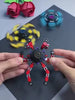 video demonstration of deformable chain links fidget spinner toys