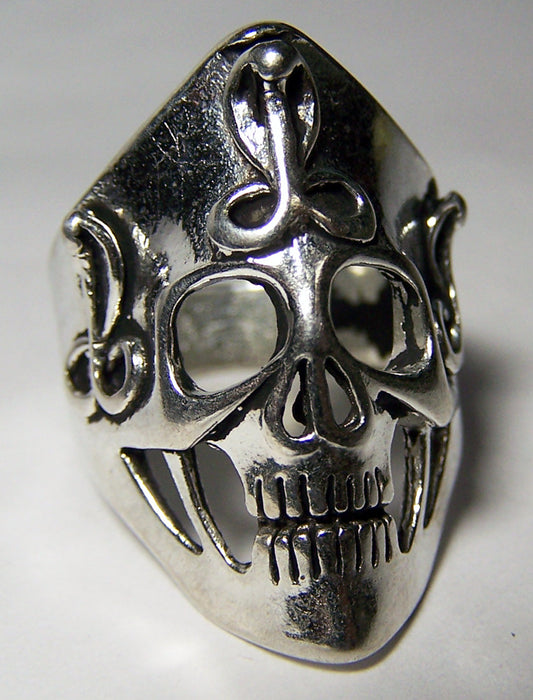 Wholesale STRETCHED SKULL HEAD W COBRAS BIKER RING (Sold by the piece)