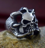 Wholesale CLAW HOLDING SKULL METAL BIKER RING