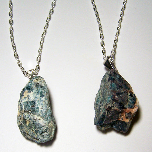 Wholesale APATITE Rough Natural Mineral Stone 18 in Sliver Link Chain Necklace (sold by the piece or dozen)